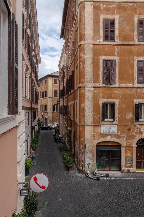 Fontanella Borghese Elegant & Beautiful Apartment Рим Екстер'єр фото